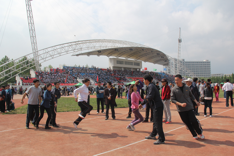 为了学院荣誉跳起来