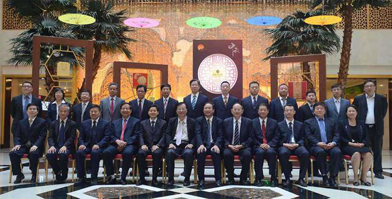 侯加林教授荣获第二届“豪丰杯”全国十佳农机教师称号 